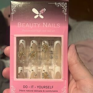 These are cute but just not for me . Press one fall off easily for me sadly